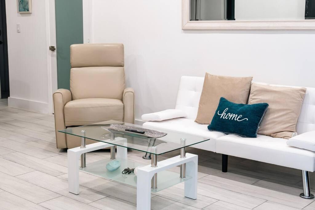 Luxury Retreat 3B ,2Ba Pool , Coral Gables Center Villa Miami Eksteriør bilde