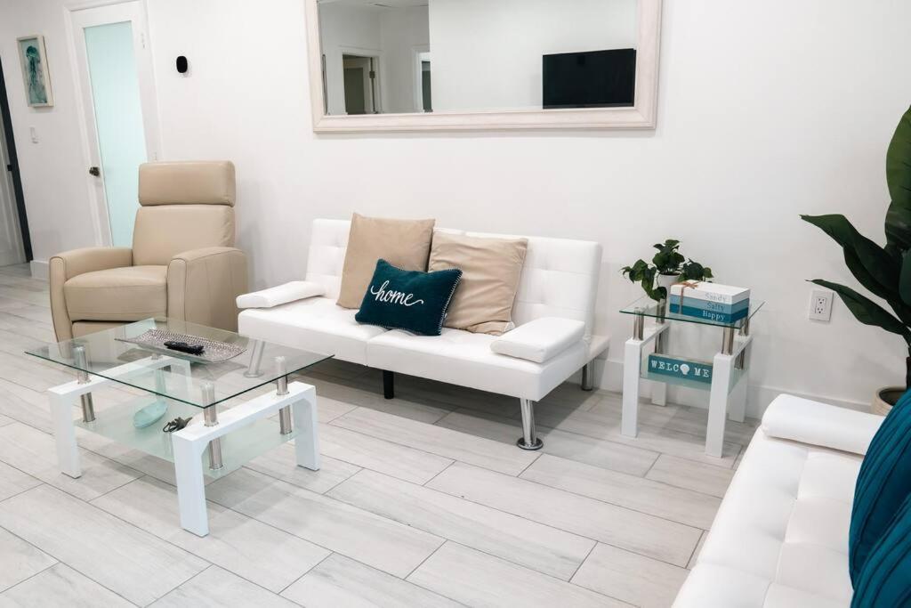 Luxury Retreat 3B ,2Ba Pool , Coral Gables Center Villa Miami Eksteriør bilde