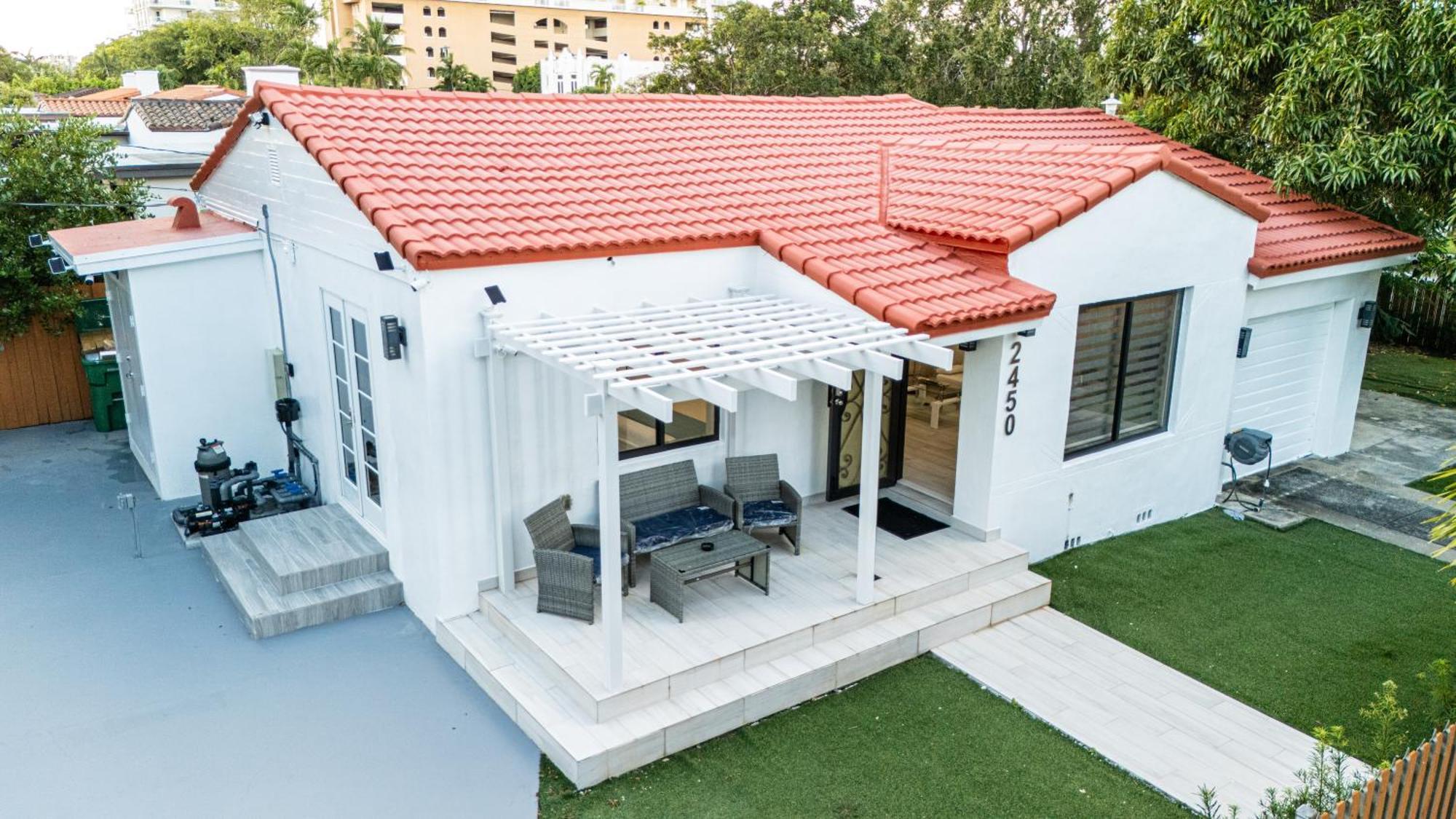 Luxury Retreat 3B ,2Ba Pool , Coral Gables Center Villa Miami Eksteriør bilde