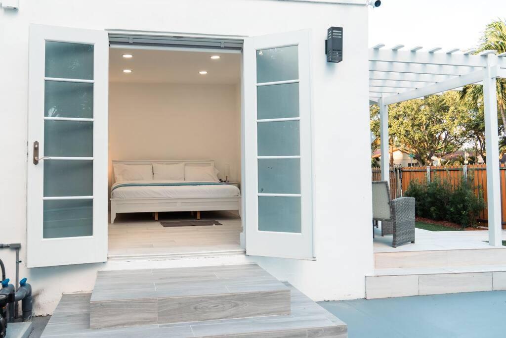 Luxury Retreat 3B ,2Ba Pool , Coral Gables Center Villa Miami Eksteriør bilde