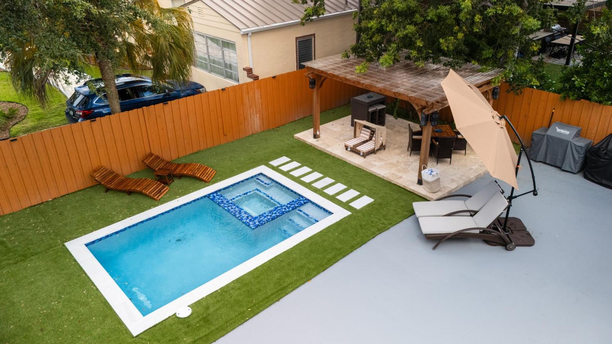 Luxury Retreat 3B ,2Ba Pool , Coral Gables Center Villa Miami Eksteriør bilde